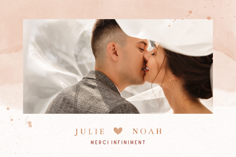 Carte de remerciement élégante avec un fond dans les tons en rose pâle