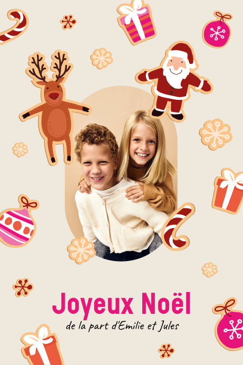 Carte de voeux avec cadeaux, photos et boules de Noël
