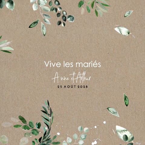 Carte de félicitations aspect kraft avec feuilles d'eucalyptus