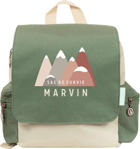 Sac à dos avec montagnes enneigées