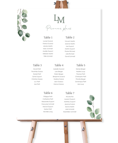Plan de table avec feuilles d'eucalyptus