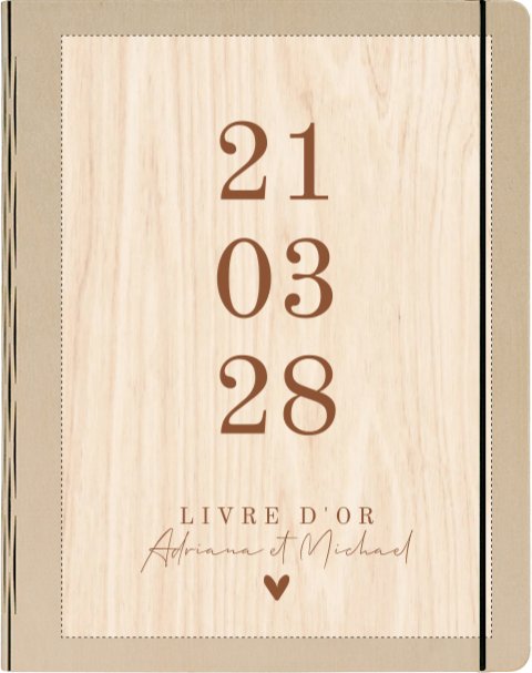 Livre d'or en bois avec date du mariage et cœur marron
