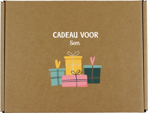 Cadeaudoos met naam en pakjes
