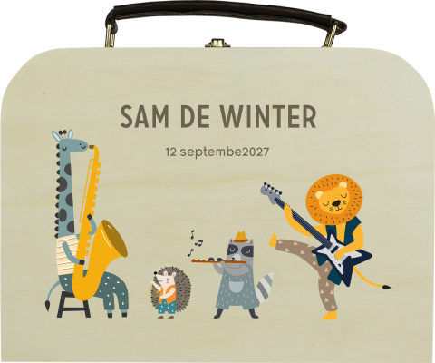 Houten koffertje met naam en musical