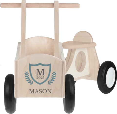 Houten bakfietsje met naam en logo van college