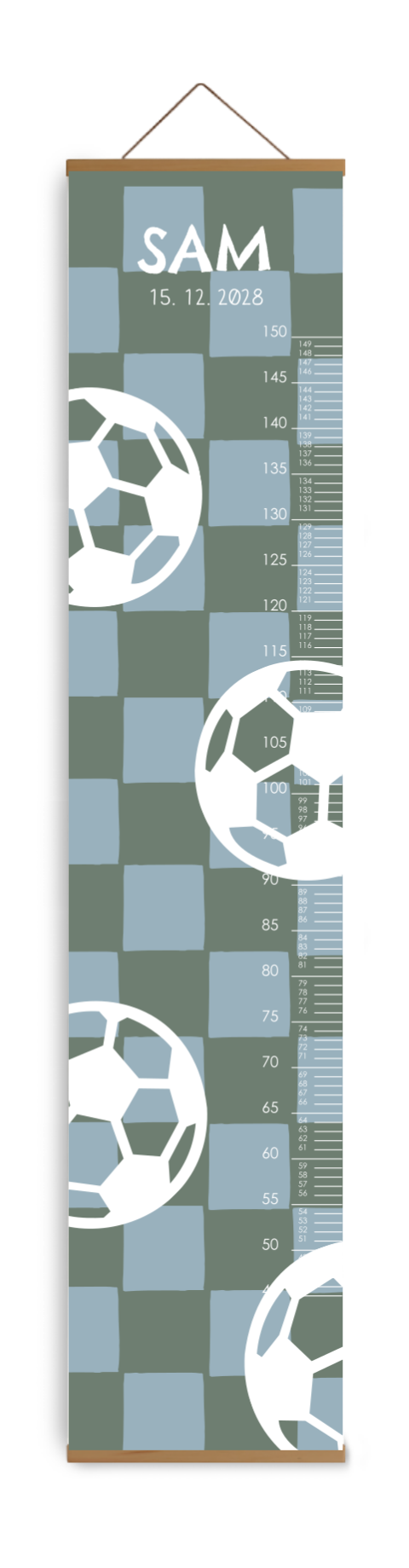 Stoere groeimeter met voetballen en geruite achtergrond