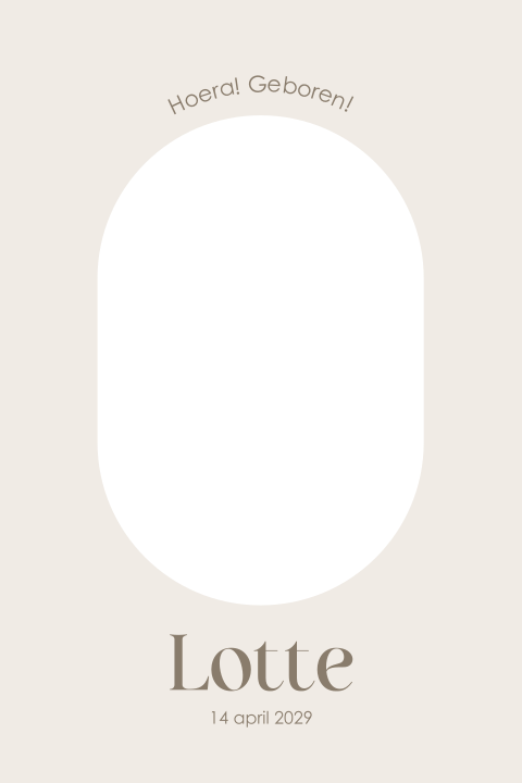 Geboortekaartje beige met ovalen doorkijkje naar foto