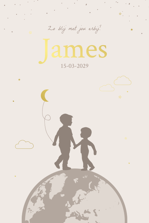 Geboortekaartje met wereldbol en broertjes in bruintinten en goudfoli
