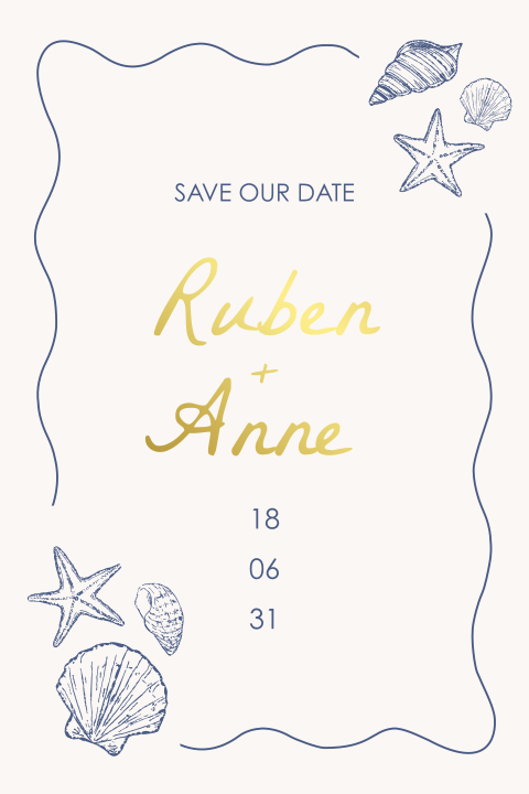 Save the date kaart strand met schelpen en goudfolie