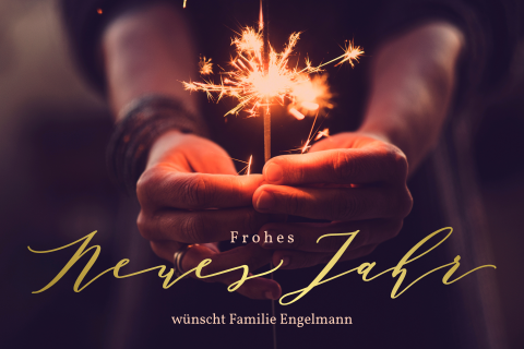 Grußkarte Silvester: Goldene Schrift mit Fotos
