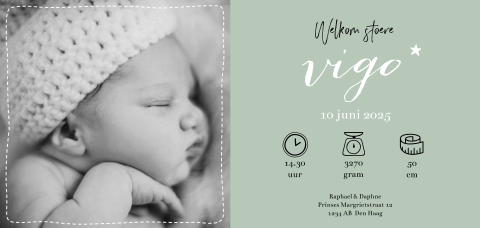 Trendy mint geboortekaartje voor een jongen met foto