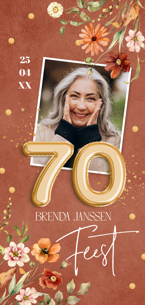 Uitnodiging verjaardag 70 jaar foto bloemen vrouw roestbruin