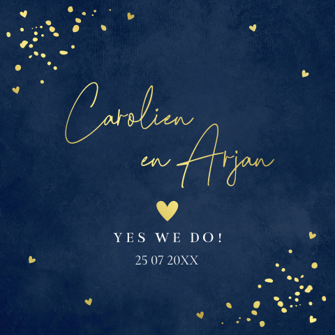 Stijlvolle trouwkaart donkerblauw met goudfolie vierkant