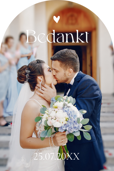 Bedankkaart bruiloft met foto in boogvorm