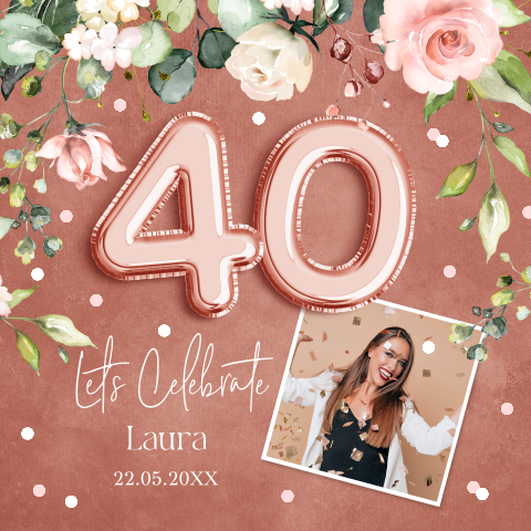 Uitnodiging verjaardag 40 jaar foto roze bloemen vrouw ballonnen
