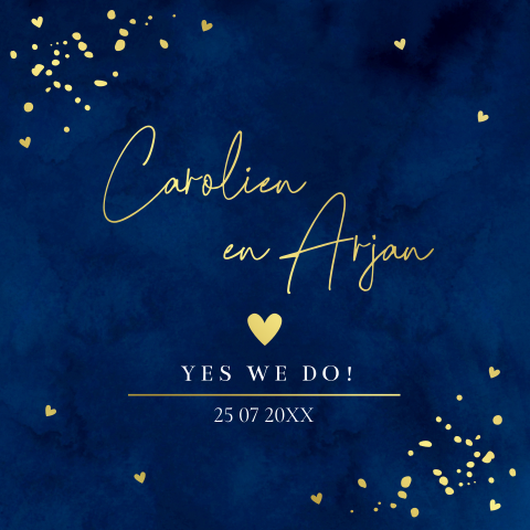 Stijlvolle trouwkaart donkerblauw met goudfolie vierkant