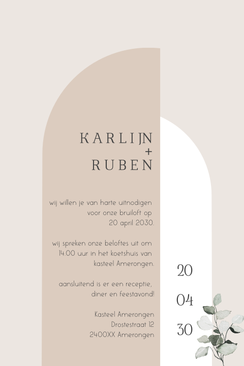 Trouwkaart met aardetinten en eucalyptus tak