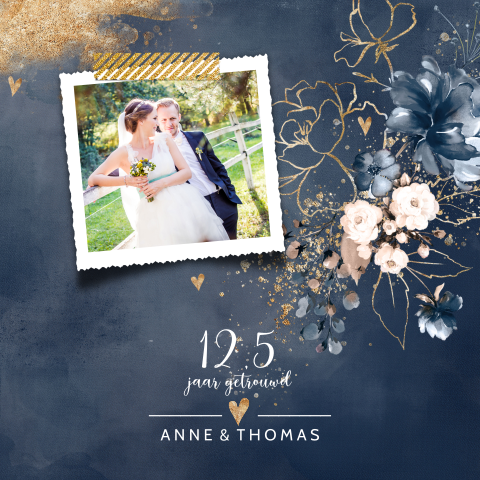 Blauwe bloemen uitnodiging 12 en half jaar huwelijk