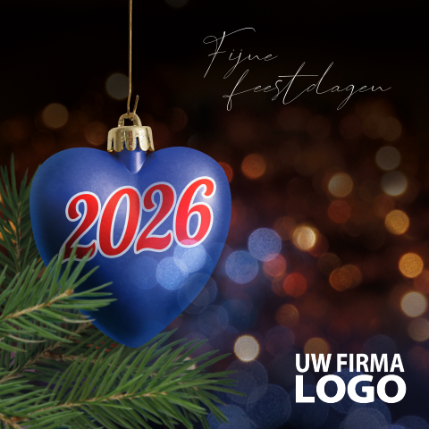 Kerstkaart 2026 in blauw hartvormige kerstbal
