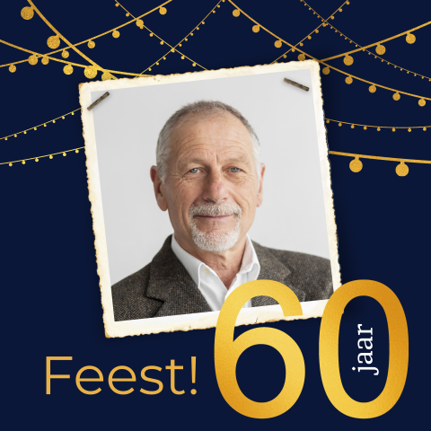Uitnodiging verjaardag 60 jaar foto en goud kleurig