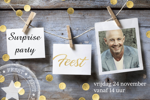 Uitnodiging verrassingsfeestje met hout en gouden confetti