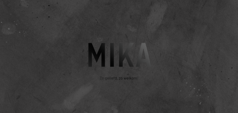 Stoer zwart geboortekaartje jongen zwartfolie