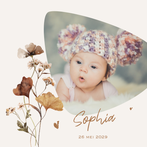 Geboortekaartje met geschilderde bloemen en eigen foto