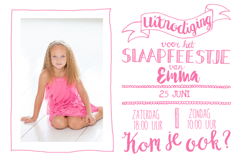 Slaapfeestje uitnodiging roze handlettering foto