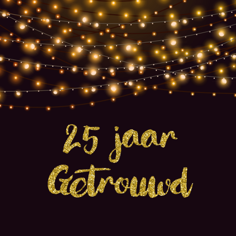 Uitnodiging 25 jaar getrouwd met lichtslingers en gouden glitters