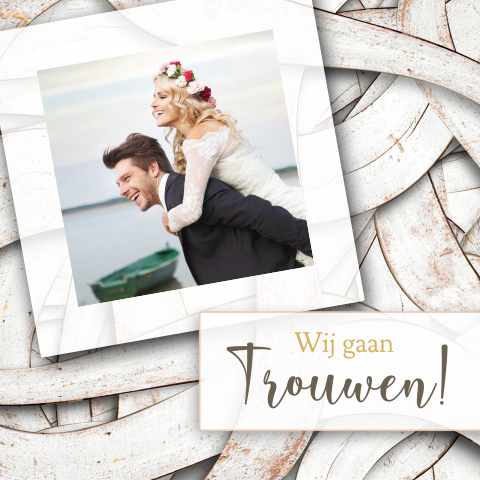 Moderne trouwkaart hout look en eigen foto