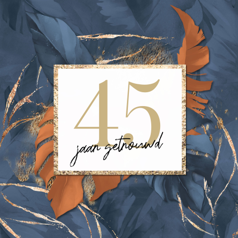 Prachtige 45 jaar getrouwd uitnodiging blauw met goudkleurige bloemen