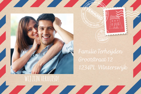 Trendy hippe verhuiskaart in envelop look
