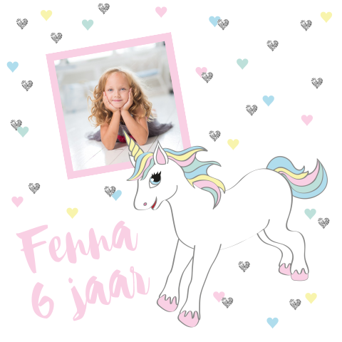 Kinderfeestje uitnodiging meisje eenhoorn hartjes foto 
