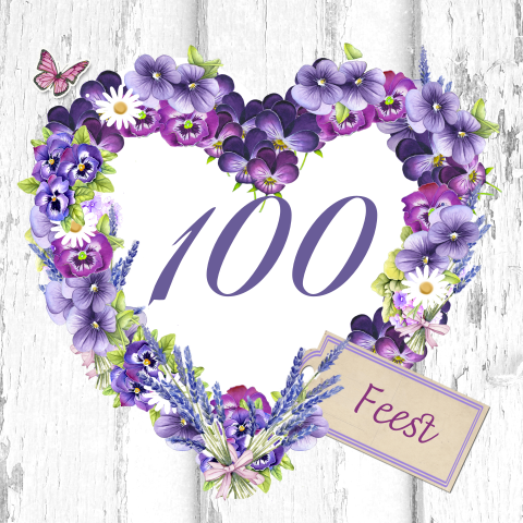 Uitnodiging 100e verjaardag hout met hart van paarse bloemen