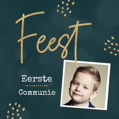 Uitnodiging communie donkere achtergrond groen