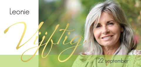 Mooie uitnodiging 50e verjaardag met eigen portret en folie print