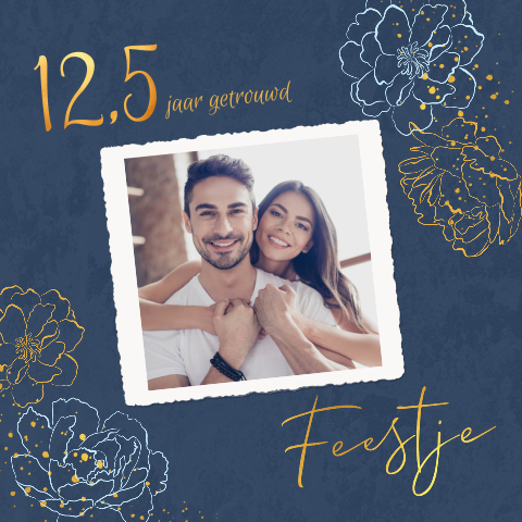 Mooie uitnodiging voor 12,5 jarig jubileum foto gouden accenten