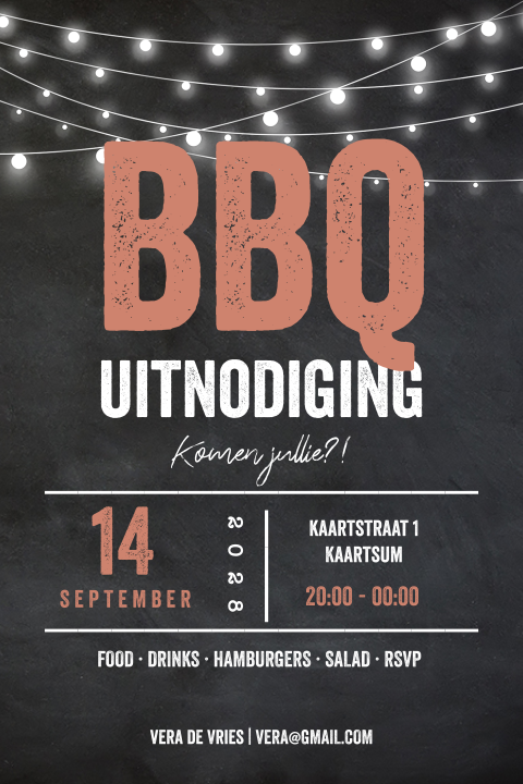 Uitnodiging BBQ met lampjes en krijtbord achtergrond