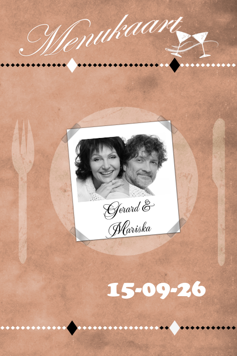 Brons kleurige menukaart met typografie en bestek en foto