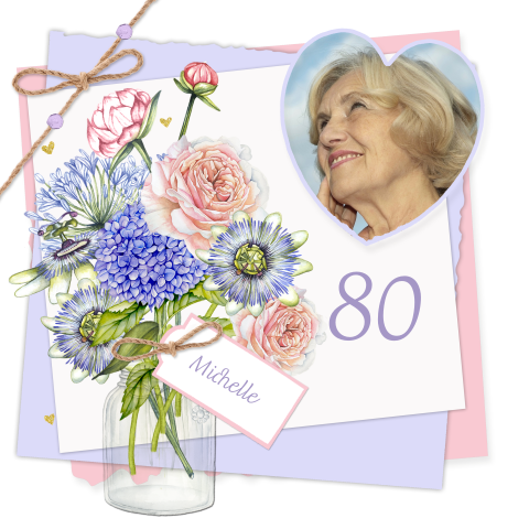 Uitnodiging verjaardag vrouw met foto en bloemen 80 jaar