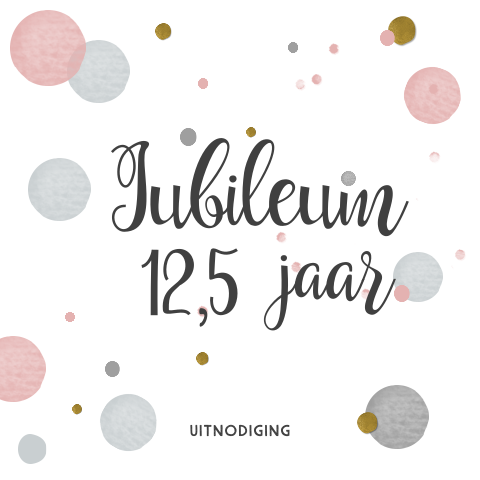 Feestelijke jubileum 12,5 uitnodiging met confetti en foto binnenkant