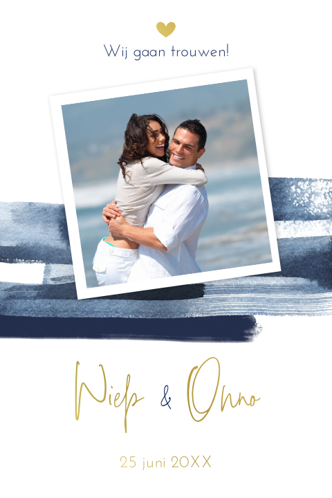 Een luxe goudfolie trouwkaart met waterverf en eigen foto