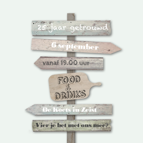 Uitnodiging 25 jarig getrouwd feest met houten borden vierkant