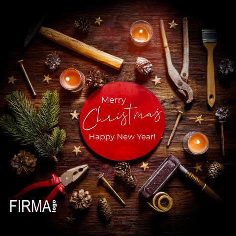 Kerstkaart tafel met oude gereedschappen