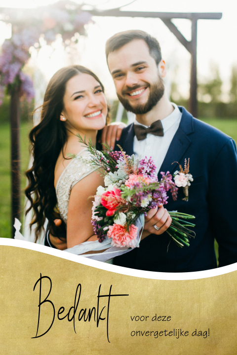 Trouw bedankkaart met goudkleurige golf