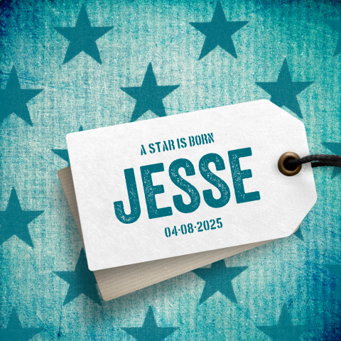 Hip geboortekaartje azuur blauwe sterren jongen