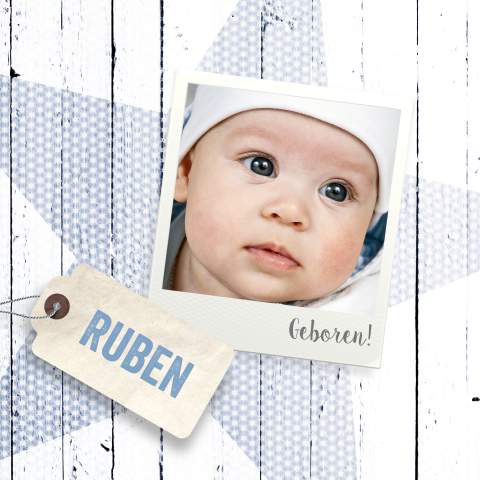 Houten geboortekaartjes met foto en ster jongen label