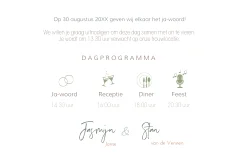 Trouwkaart met lieve kleine takjes en bloemen