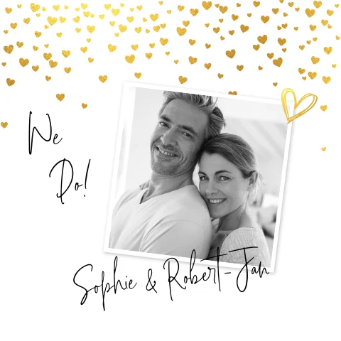 Mooie trouwkaart met foto en goudkleurige hartjes