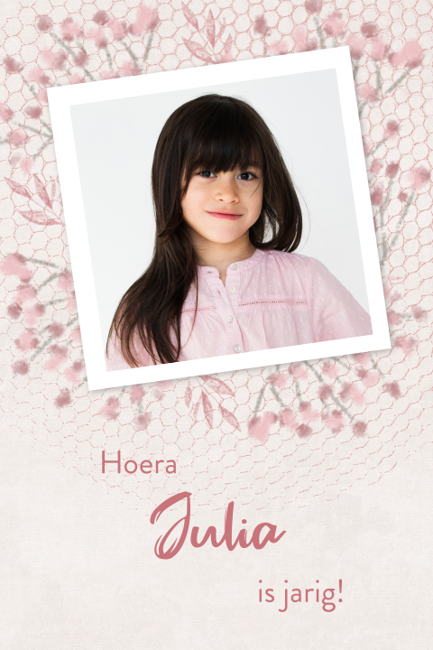 Verjaardagskaart met foto voor meisje tule en bloemen